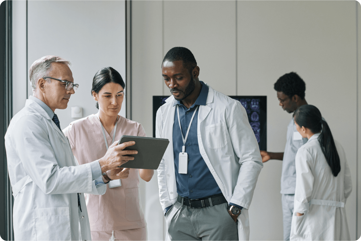 Aya Locums image of nurses talking